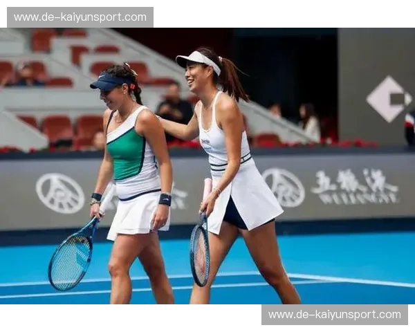 网球赛场经典回合:从历史对决到你的日常训练启示 网球赛场经典回合:从历史对决到你的日常训练启示